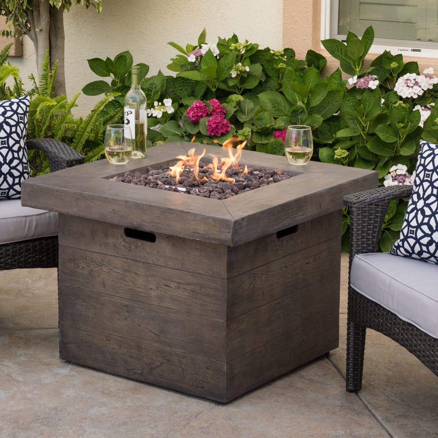 Outdoor Fire Pit 32in Brown