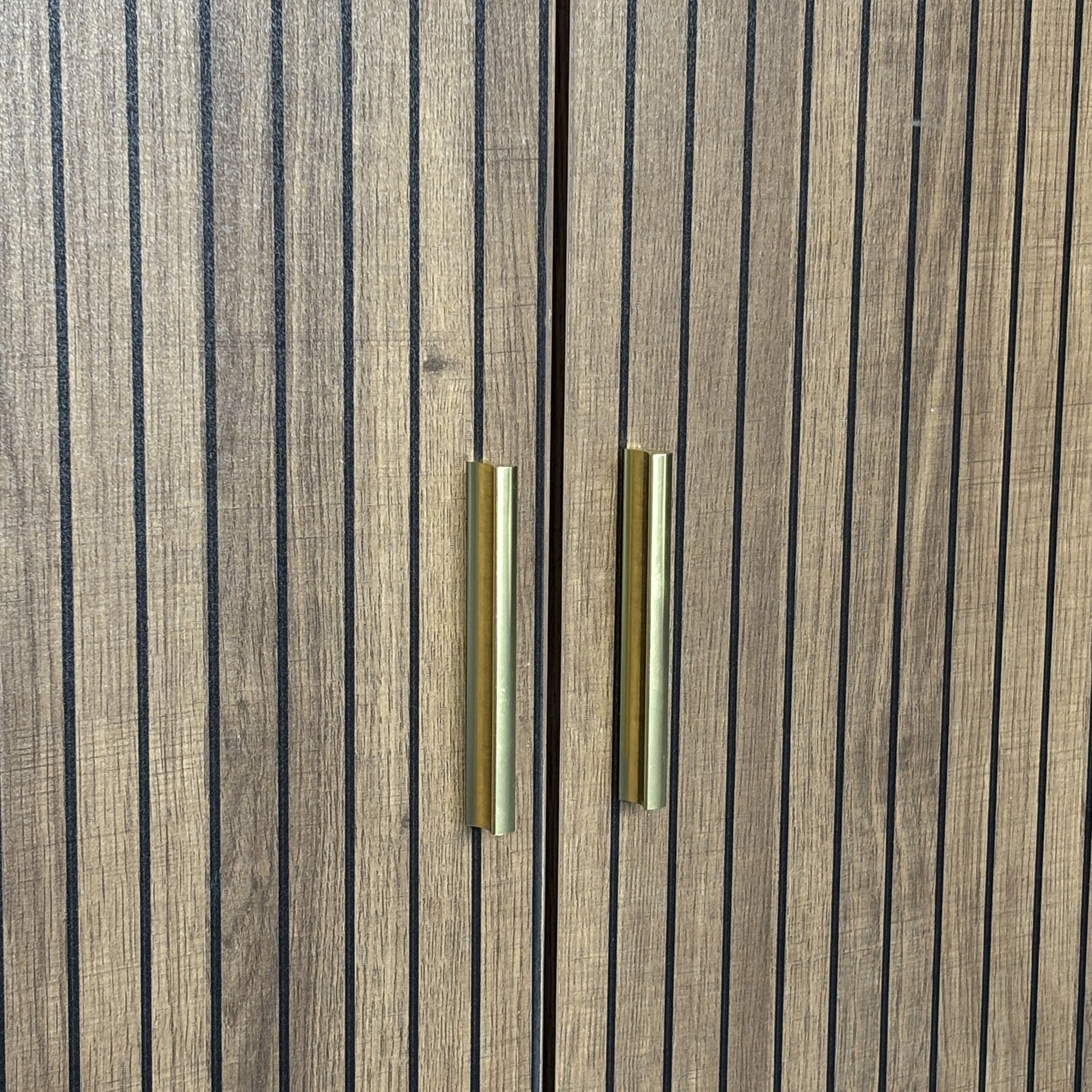 25338800